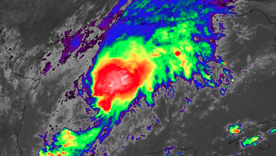 «Beta»: Emiten alerta por huracán para la costa de Texas, en Estados Unidos