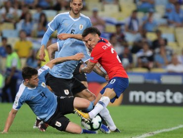 La Roja tiene horarios confirmados para enfrentar a Uruguay y Colombia