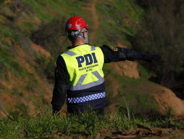 Investigan hallazgo de cadáver de una mujer en cerro Condell de Curicó