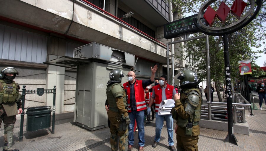 Sindicato del Metro de Santiago tras funa a Piñera: “Las estaciones reabren con 1.500 trabajadores menos”