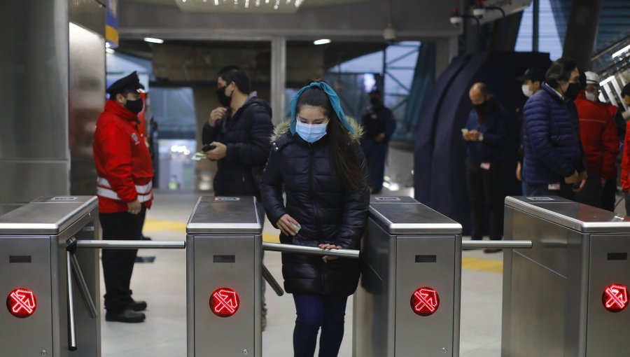 Metro de Santiago opera al 100% tras la reapertura de estaciones Trinidad y Protectora de la Infancia