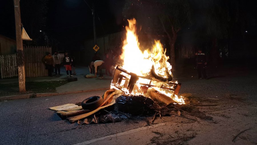 Adolescente de 15 años fue detenido por encender barricadas en Maipú