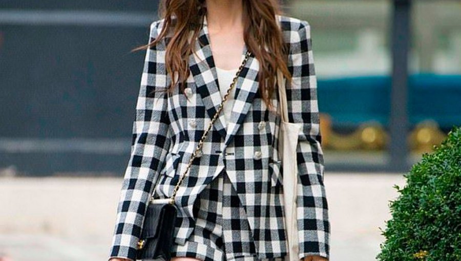 Lily Collins anuncia su matrimonio con un llamativo y único anillo
