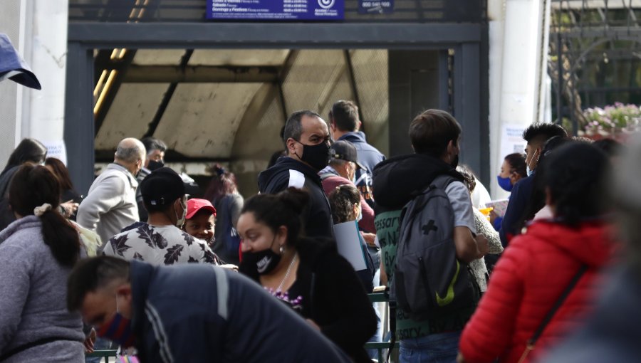 Alcalde de Puente Alto solicita a Metro abrir las estaciones de la comuna más temprano