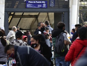 Alcalde de Puente Alto solicita a Metro abrir las estaciones de la comuna más temprano