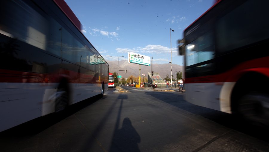 Gobierno incorpora 168 buses estándar Red al transporte público metropolitano