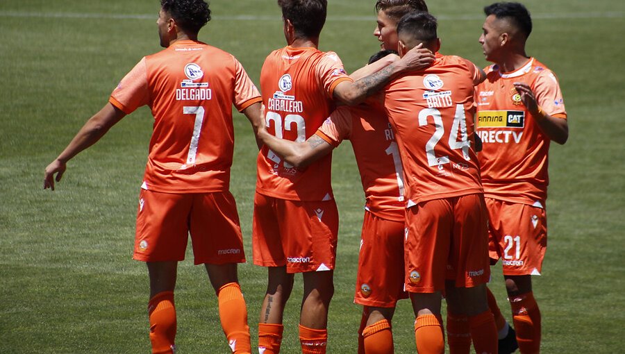 Cobreloa vuelve al triunfo ante Temuco y escala posiciones en Primera B