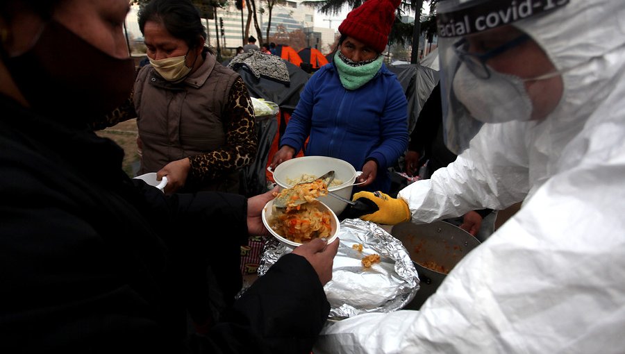 Intendente de Tarapacá: "Migrantes irregulares con Covid están afectando cifras"