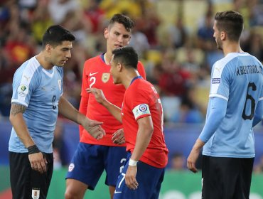 Uruguay presentó la nómina para enfrentar a la Roja en el inicio de las Clasificatorias