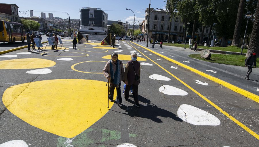 Intervención de Urbanismo Táctico sorprende en la Parque Italia de Valparaíso