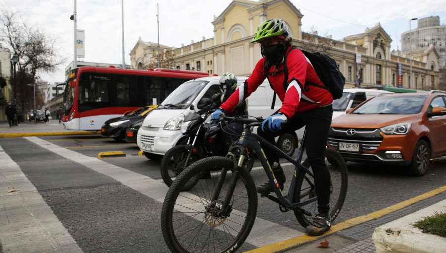 Movilidad y flujos vehiculares siguen aumentando en la región Metropolitana