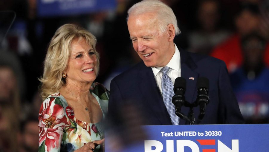 Joe Biden y su esposa Jill protagonizan escena que se volvió viral en las redes sociales