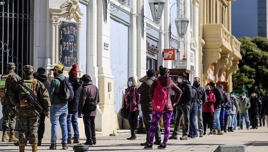 Presidente del Colegio Médico de Punta Arenas llamó a detener las actividades esenciales