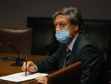 Diputado Lorenzini renuncia a Bancada DC y acusa a Walker y Ascencio de ser quienes toman las decisiones