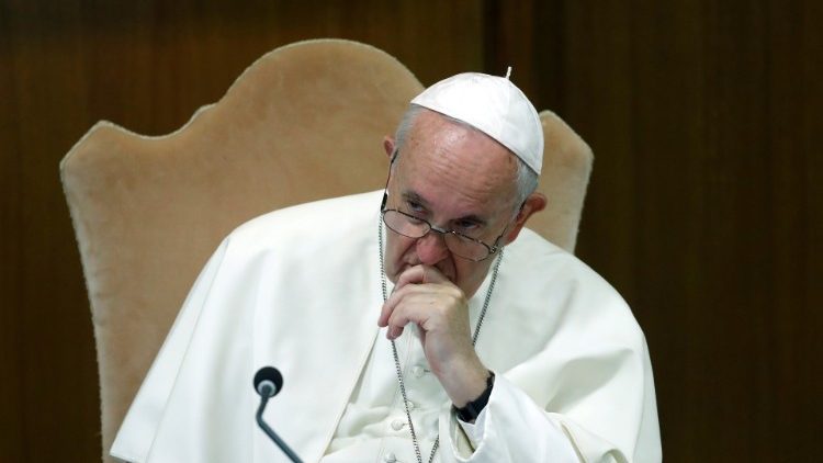 Papa Francisco pide no dejar de lado a los pobres en la carrera por la vacuna contra el Covid-19