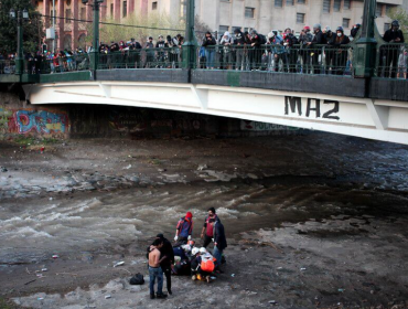 Carabineros inicia proceso para dar de baja a funcionario que protagonizó polémica en el puente Pío Nono