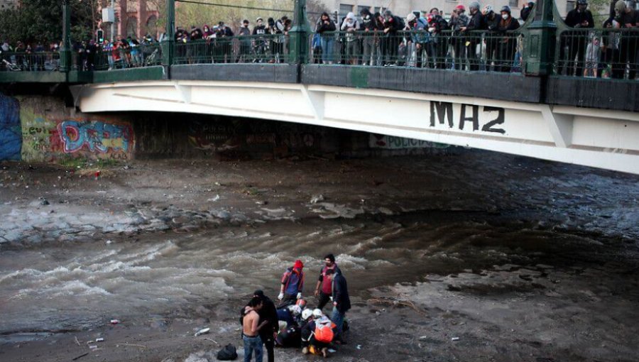 Carabineros inicia proceso para dar de baja a funcionario que protagonizó polémica en el puente Pío Nono