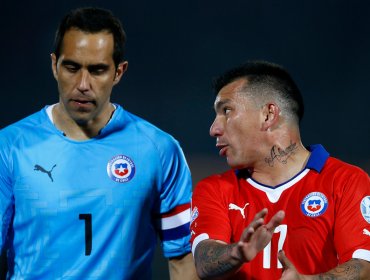 "Lamentable": Las reacciones de Bravo y Medel por el arbitraje en caída de Chile