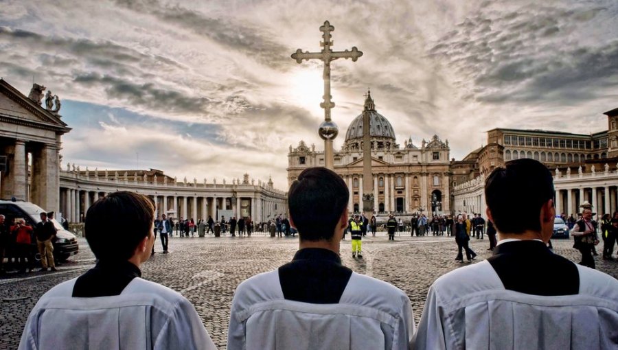 Juicio contra dos sacerdotes por abusos a un seminarista dentro del Vaticano comenzará la próxima semana