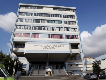 Dotarán de un fibroscopio al hospital Van Buren de Valparaíso para el manejo de pacientes con Covid-19