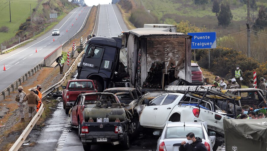 Identifican a fallecidos en colisión múltiple en Victoria: eran carabineros en retiro, uno de ellos testigo del caso Catrillanca