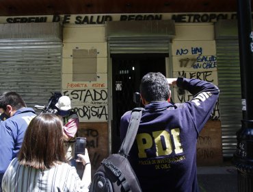 Roban computadores desde dependencias de la Seremi de Salud a pasos de La Moneda