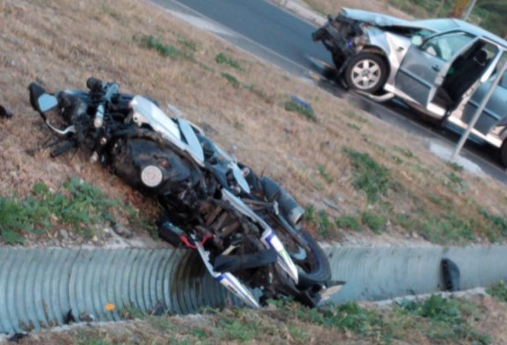 Funcionario de la PDI falleció luego de colisionar con su motocicleta a vehículo en sector de Olmué