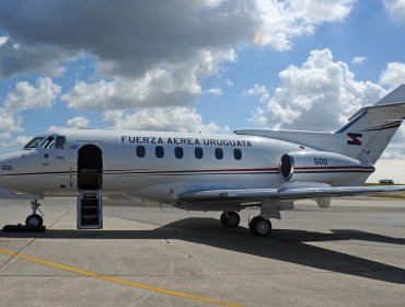 Gobierno de Uruguay subasta su avión presidencial por 180 mil dólares