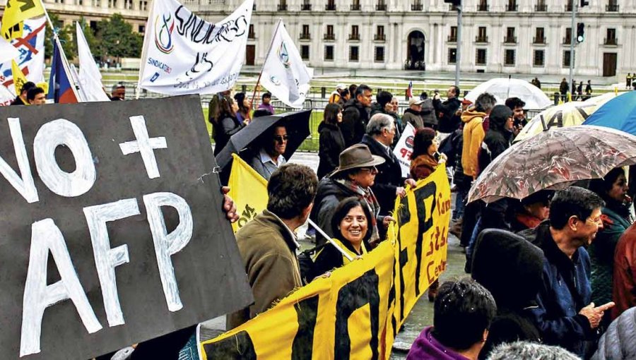 Reforma a pensiones: Diputados RN piden que proyecto se apruebe antes de Navidad