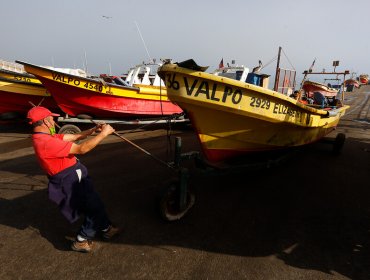 Proyectos de 16 caletas de la región de Valparaíso recibirán recursos para reactivar la pesca artesanal