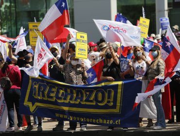 Masiva marcha del "Rechazo" se realizó en Las Condes y se realizó "sin incidentes"