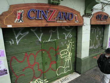 Se oficializó el cierre del emblemático bar Cinzano de Valparaíso