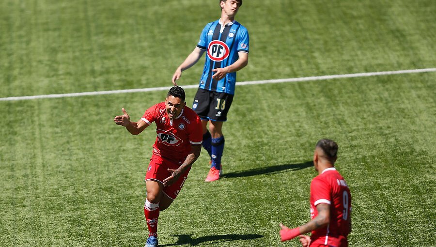 U. La Calera goleó a Huachipato y quedó parcialmente como único líder del Torneo