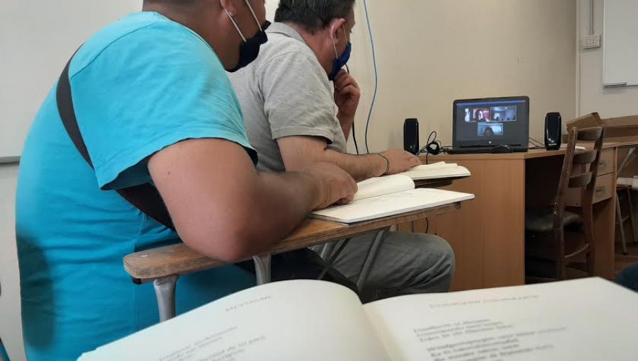 Mediante Zoom, fomentan la lectura entre internos de la cárcel de Limache