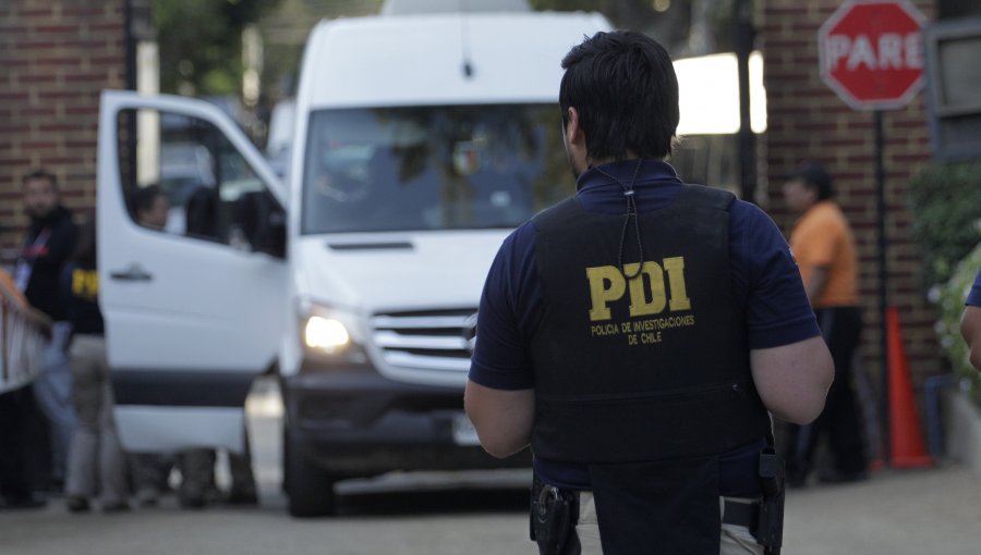 Pericias policiales determinan que mujer apuñalada en Macul se autoinfirió las heridas