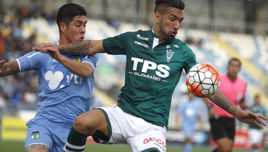 Santiago Wanderers anunció el retorno de Ronnie Fernández