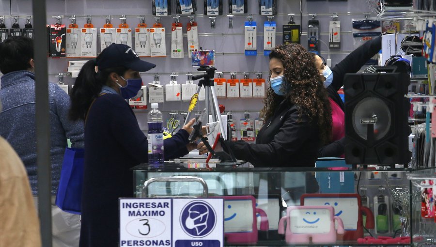 Alrededor de 200 mil trabajadores del comercio podría no votar este domingo