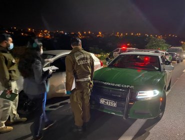 Viña del Mar: Hombre escapa de control policial y ataca a balazos a Carabineros