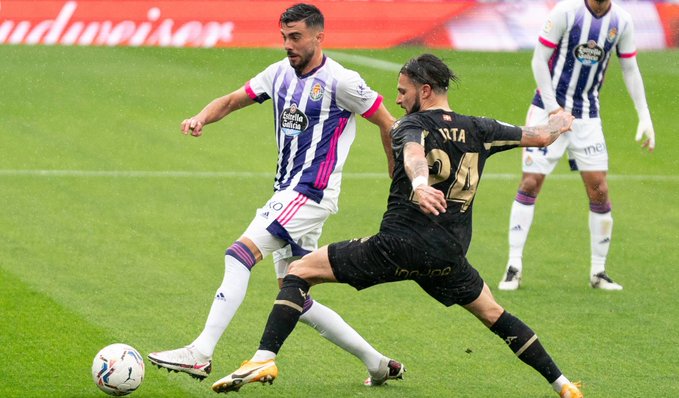 Valladolid de Fabián Orellana cae ante el Alavés