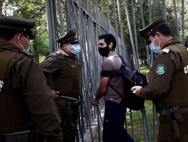 10 detenidos en la votación: Dos por tomarse selfies con el voto