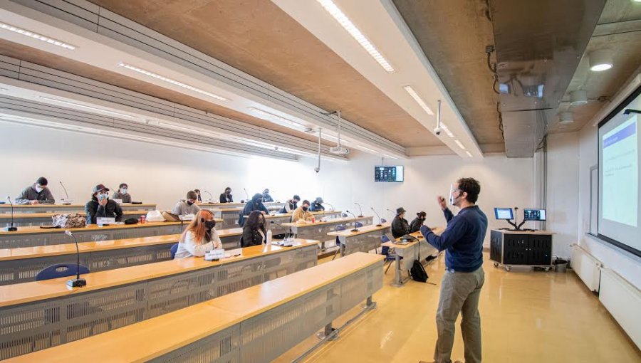 U. Adolfo Ibáñez de Viña del Mar se convirtió en la primera en reiniciar clases presenciales en la región de Valparaíso