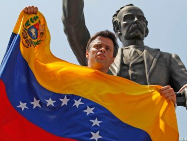 Leopoldo López llega a España tras dejar Venezuela de forma clandestina