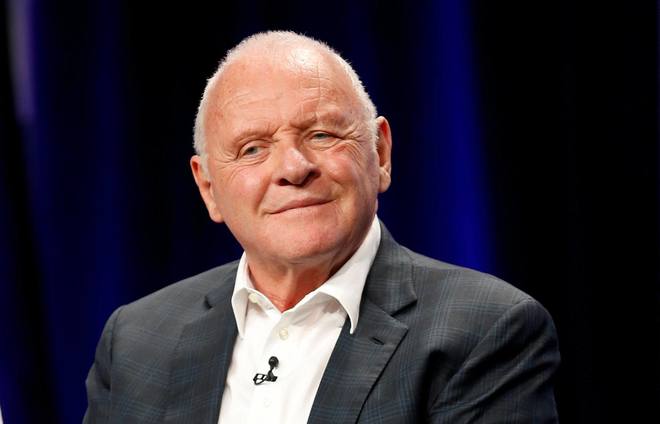 Anthony Hopkins se reinventa a los 82 años y lanza su propio perfume