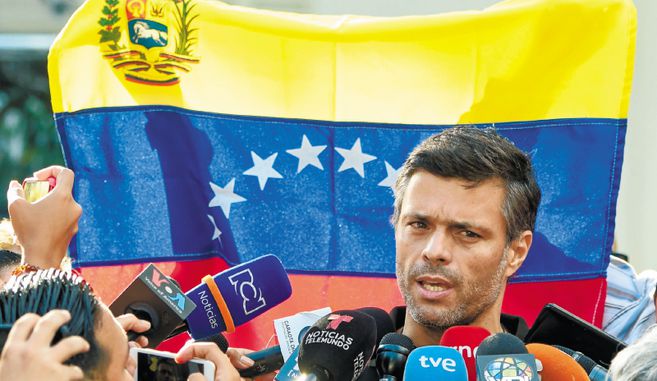 Gobierno de España subraya que Leopoldo López era un huésped de la embajada en Venezuela y "no un rehén"