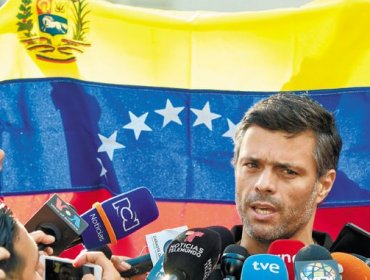 Gobierno de España subraya que Leopoldo López era un huésped de la embajada en Venezuela y "no un rehén"