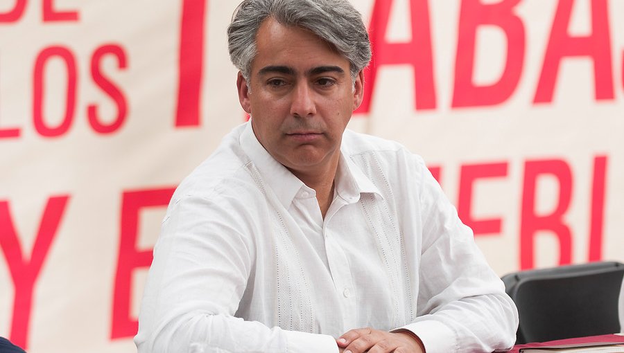 Marco Enríquez-Ominami propone disolver el actual Congreso tras elección de constituyentes