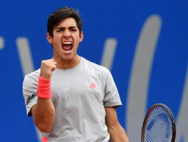 Cristian Garin se estrenó en el ATP de Viena con enorme triunfo ante Stan Wawrinka