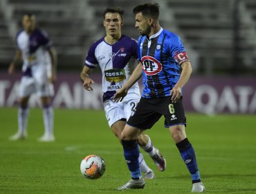 Huachipato cae ante Fénix de Uruguay y se complica en Copa Sudamericana