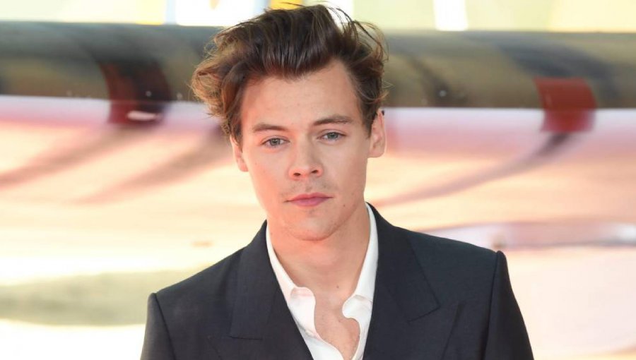 Harry Styles estrena el videoclip «Golden» y enloquece a las redes sociales