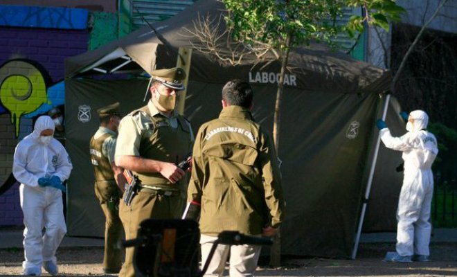 Ciudadano colombiano falleció en pleno centro de Santiago por presunto ajuste de cuentas